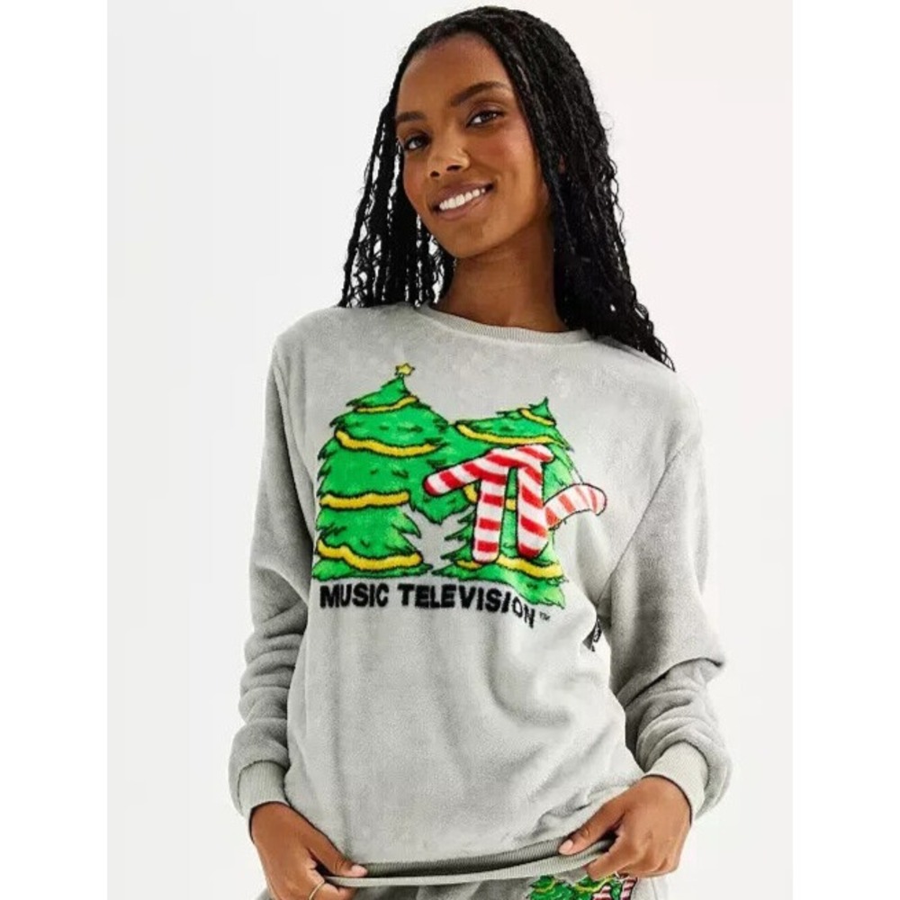 MTV MUSIC TELEVISION FLEECE CHRISTMAS SWEATSHIRT Junior's Size XL